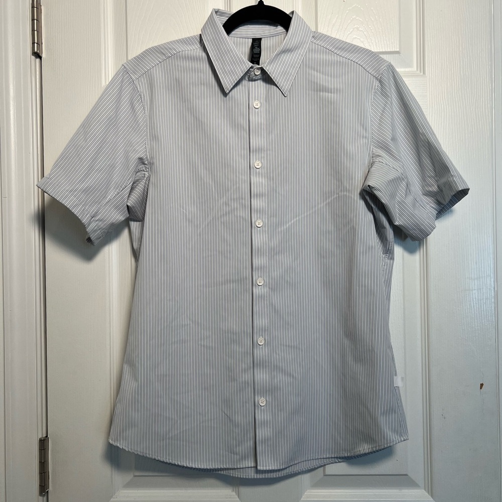 Lululemon Men’s New Venture Short Sleeve Shirt